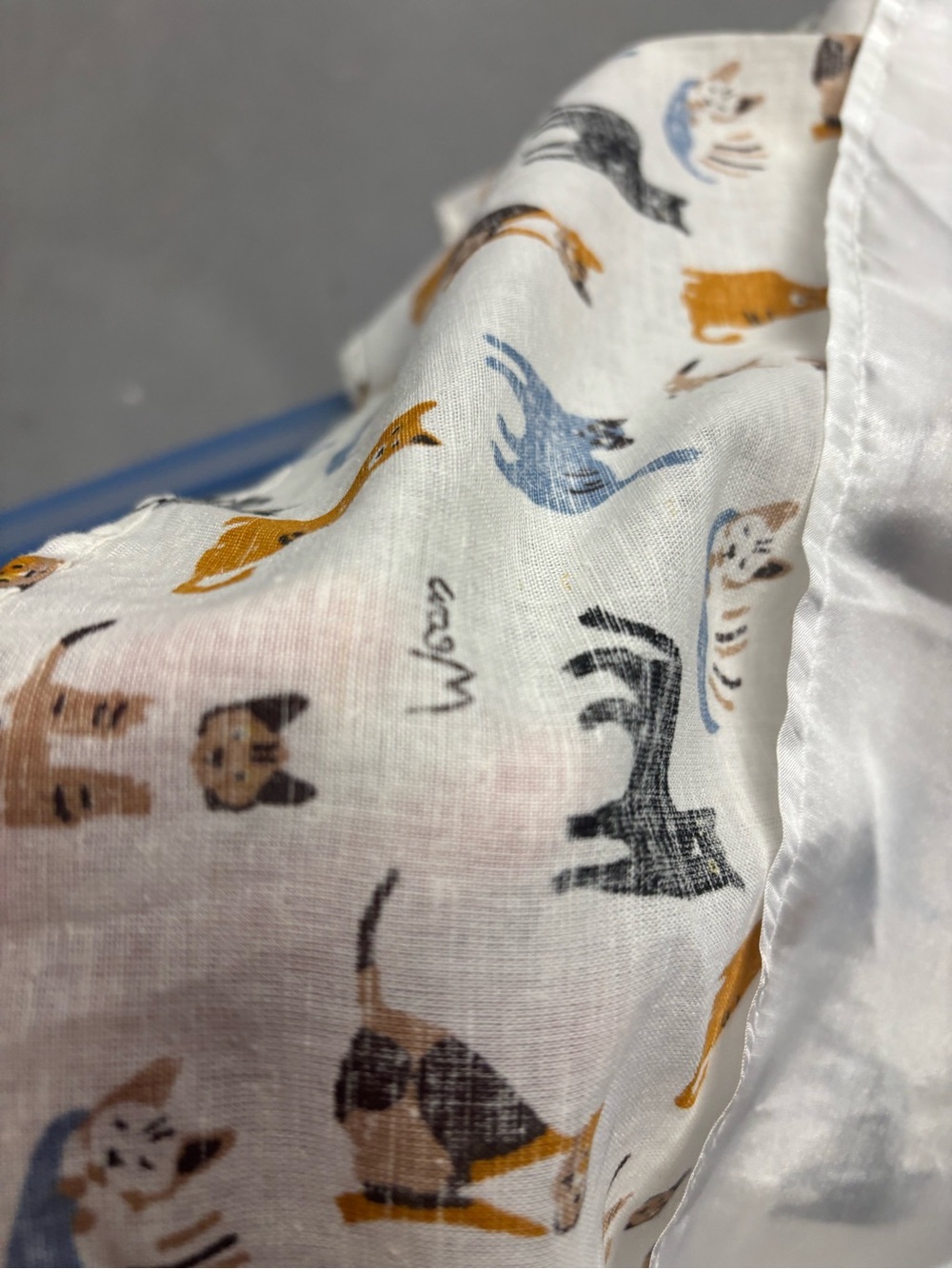 Full kitty cat skirt - Picture 8 of 9